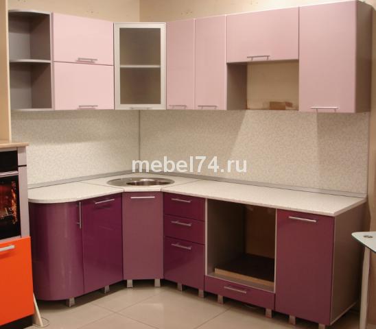 Кухонный гарнитур угловой с необычной расцветкой фасадов МДФ - хохлома